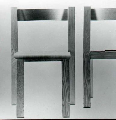 909